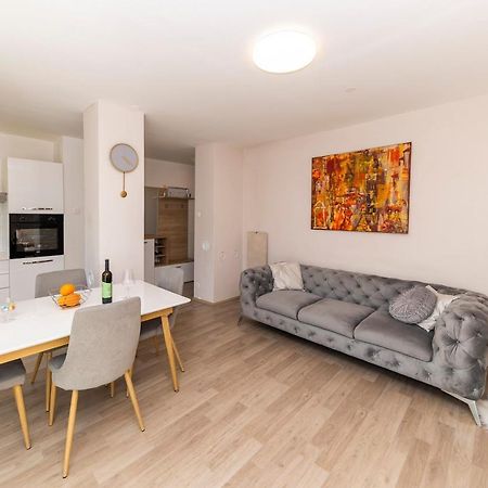 Apartman Morena Lejlighed Zadar Eksteriør billede